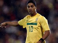 开云体育直播-当足球与F1在叙事中碰撞，韩国强行终结洪都拉斯，佩德里如何接管年度争冠？