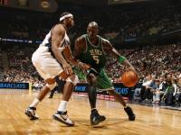 开云体育APP下载-关键先生乔治！开拓者末节击溃森林狼