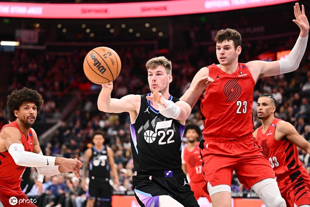 开拓者主场取胜，战胜爵士展现实力的简单介绍