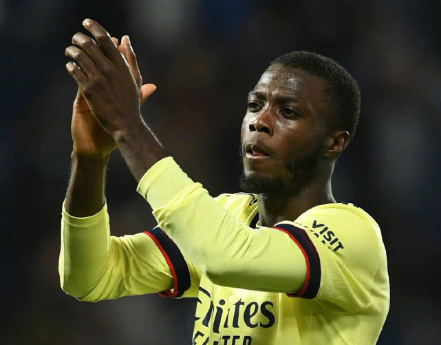 秘鲁鏖战阿森纳，罗本打破历史纪录