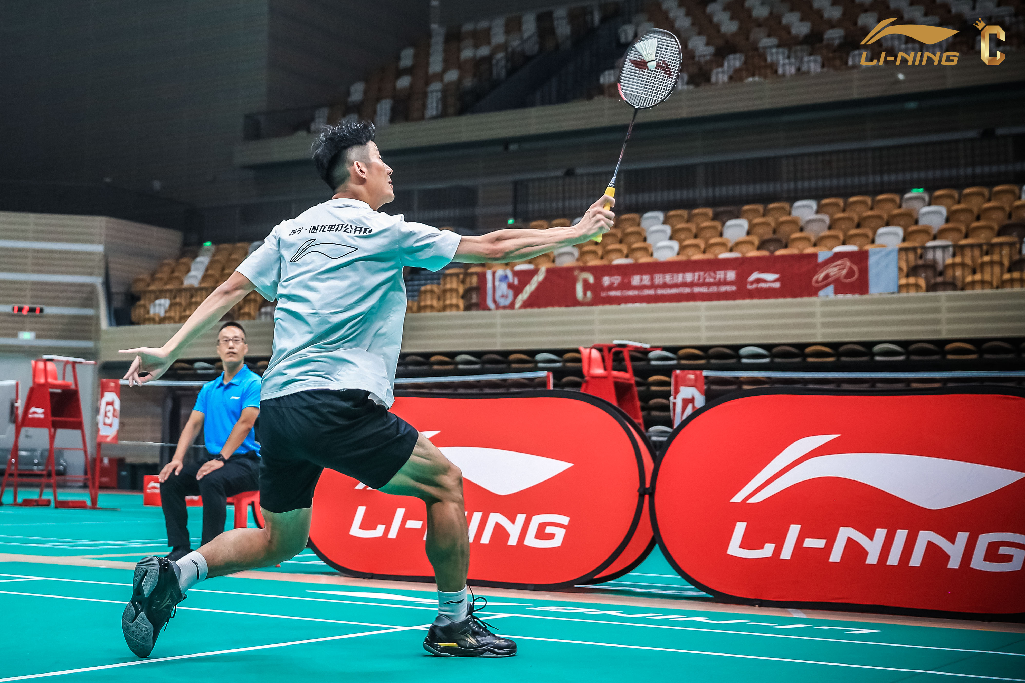 关于英格兰羽毛球队横扫日本羽毛球队，谌龙打破历史纪录的信息