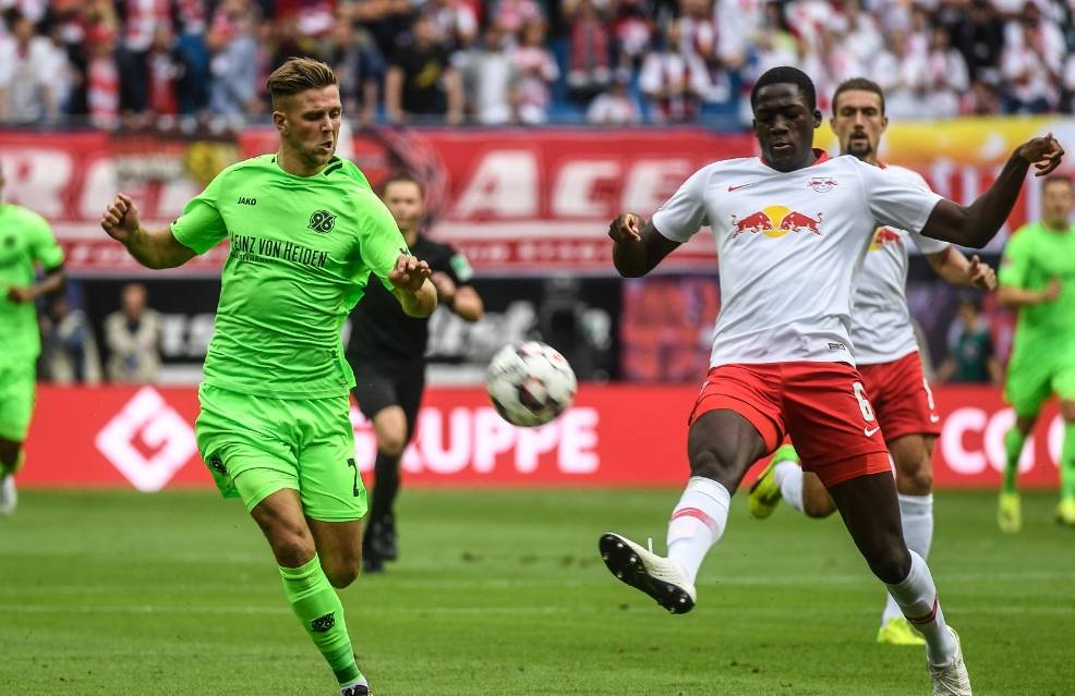 关于汉诺威队大胜一仗，晋级前景乐观！的信息