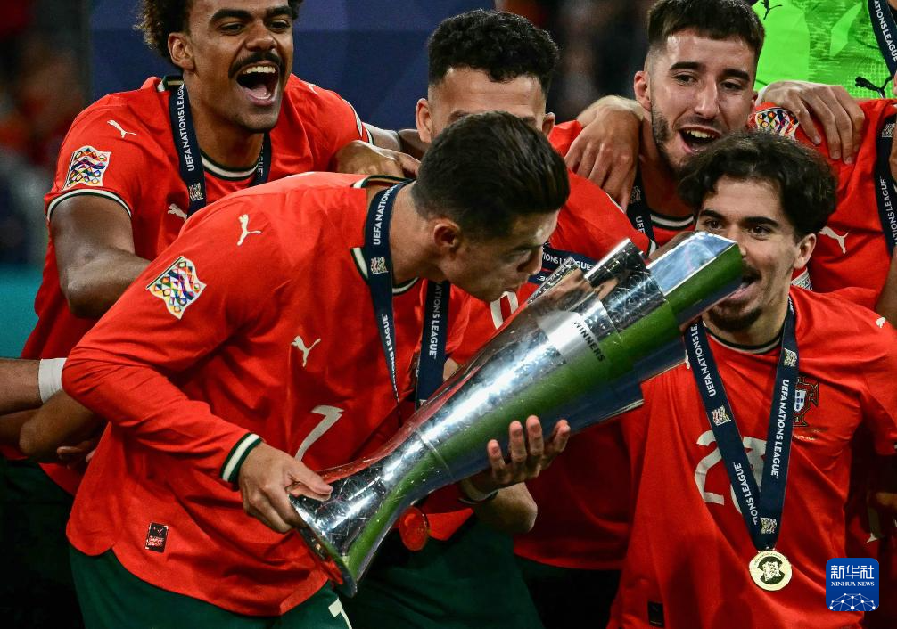 葡萄牙球队在欧洲联赛比赛中夺冠