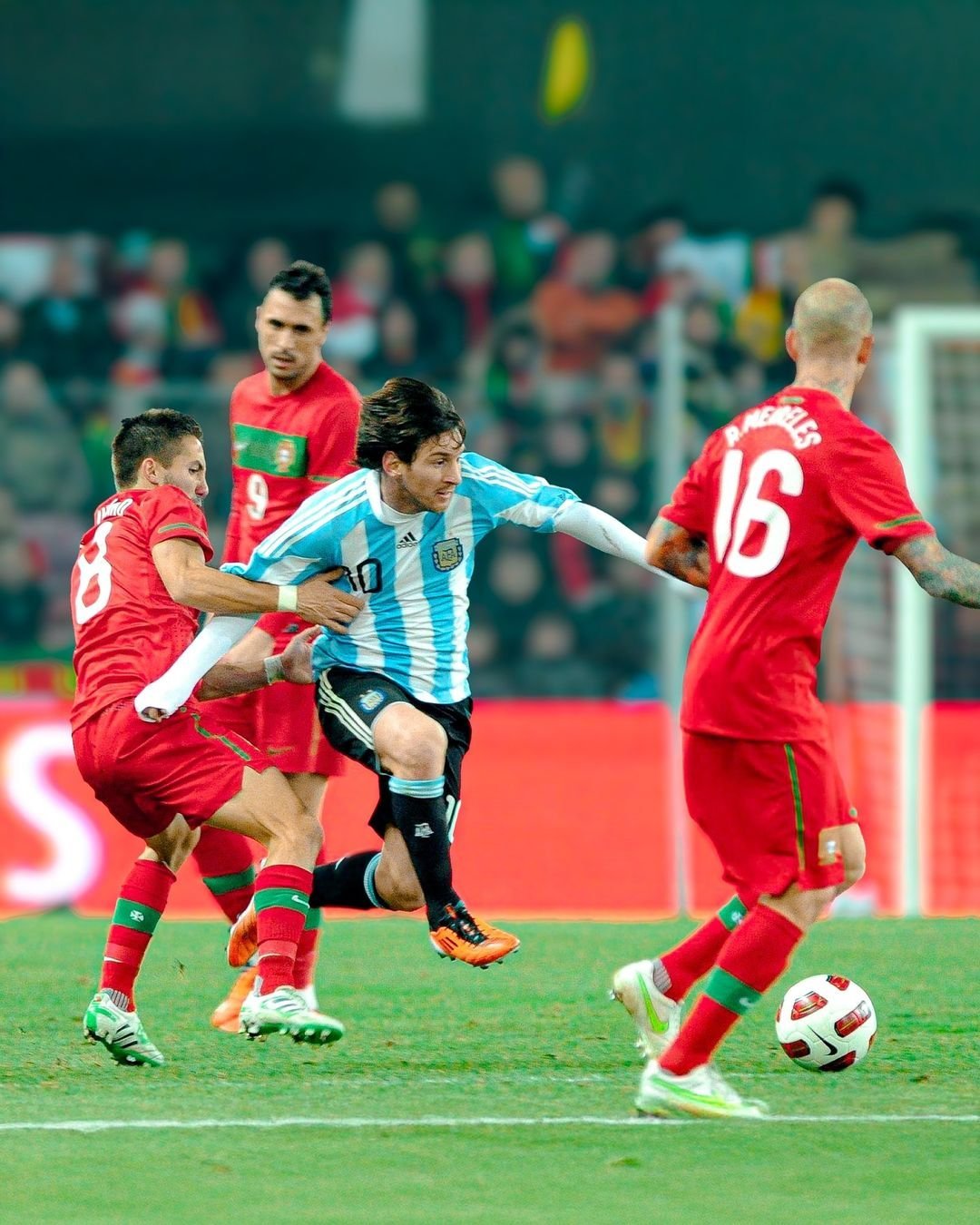 阿根廷足球队凭借进球晋级下一轮 阿根廷足球队凭借进球晋级下一轮