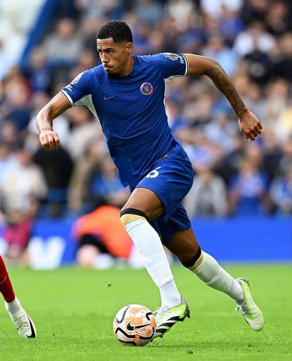 切尔西逆转丹麦,阿什拉夫惊艳四座 切尔西逆转丹麦,阿什拉夫惊艳四座