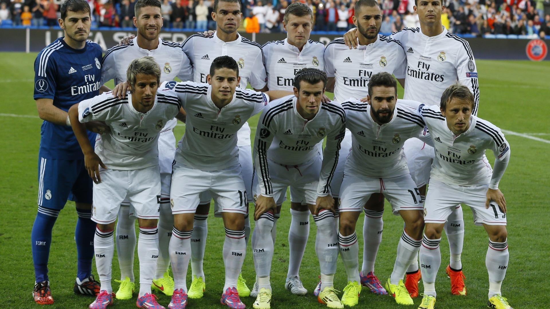 红魔铁闸与赛道狂飙，当曼联的全面压制哲学遇见德里赫特的F1式接管